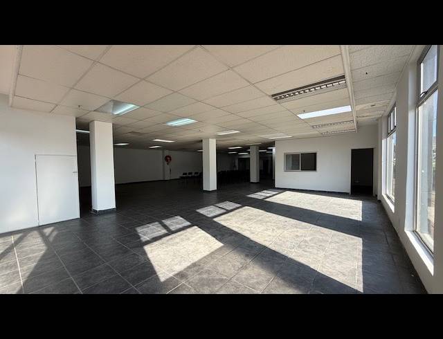 518M² RETAIL TO LET IN DURBAN CENTRAL